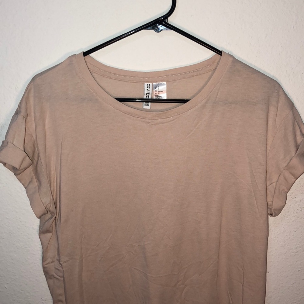 Pink t shirt